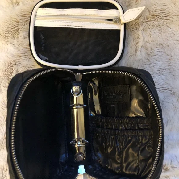 Trish McEvoy Makeup Planner - Picture 2 of 3